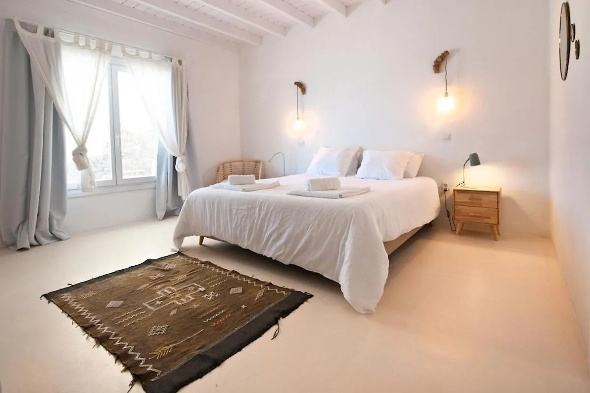 La Villa De Los Pinos Roque