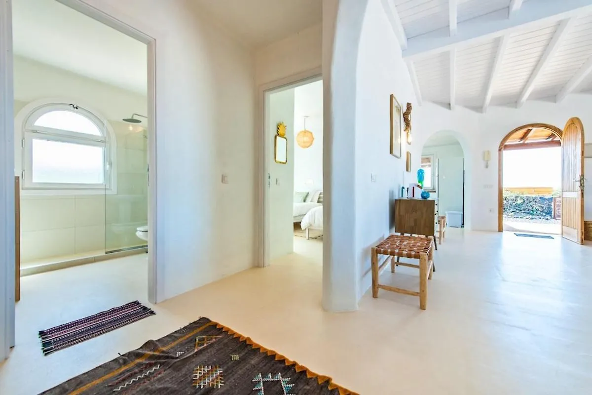 La Villa De Los Pinos Roque 0*,
